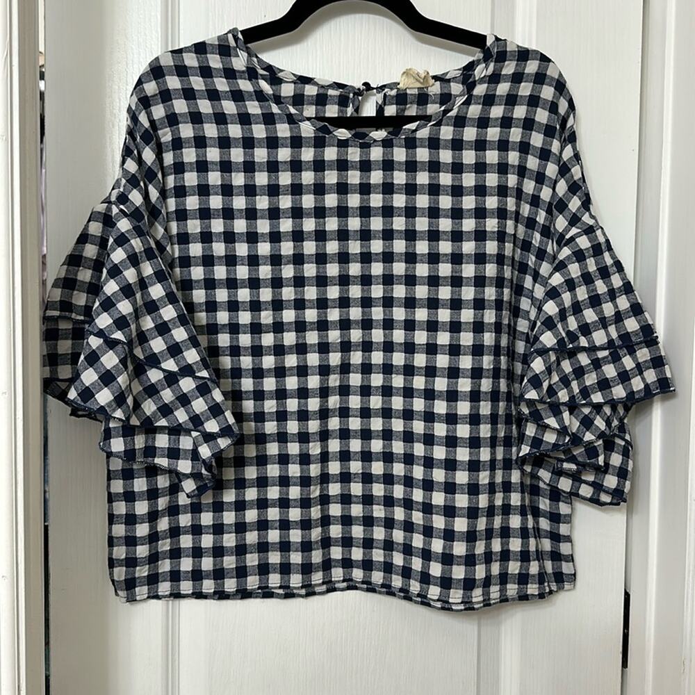 Caution to the wind plaid flutter sleeve top size S